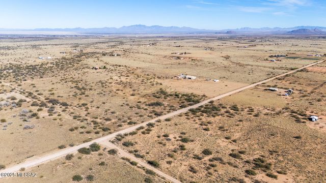 564 W Knox Street, Pearce, AZ 85625