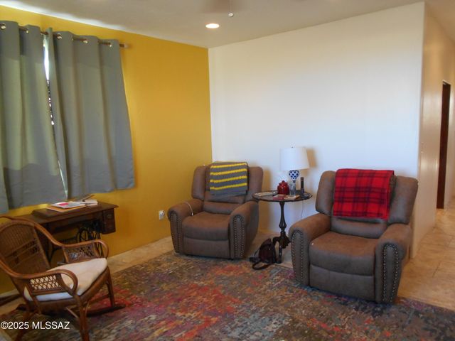 564 W Knox Street, Pearce, AZ 85625