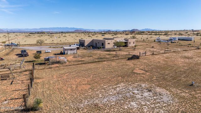 564 W Knox Street, Pearce, AZ 85625