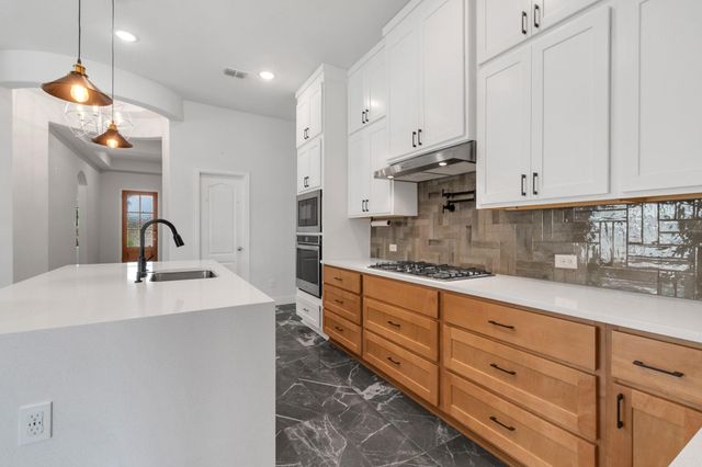 2818 Chestnut Lane, Melissa, TX 75454