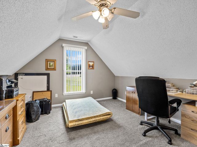 121 Lewis Burnett Drive, Boiling Springs, SC 29316