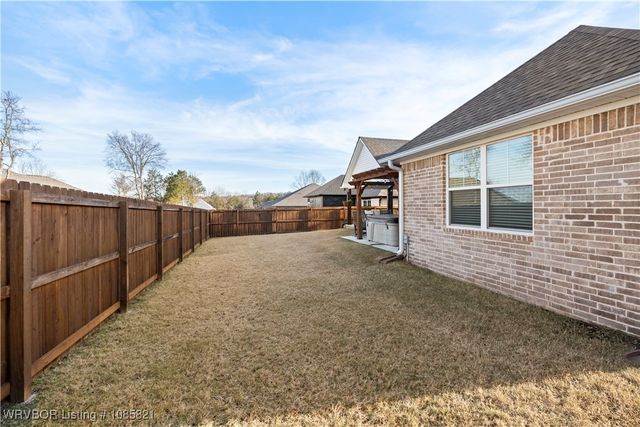 8305 McLaren Drive, Fort Smith, AR 72916