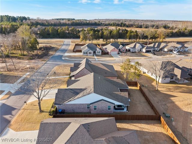 8305 McLaren Drive, Fort Smith, AR 72916