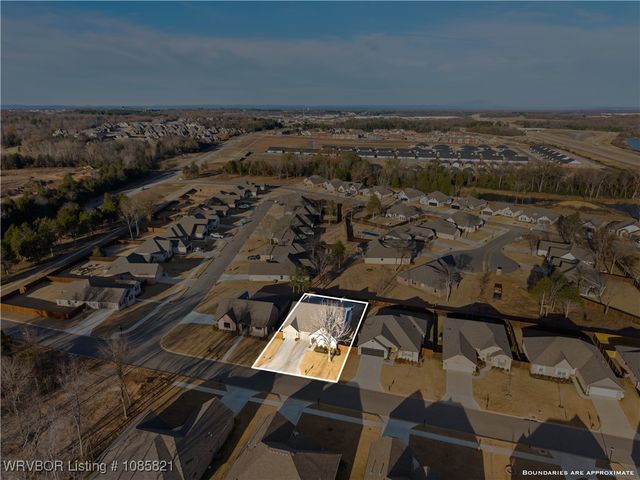 8305 McLaren Drive, Fort Smith, AR 72916