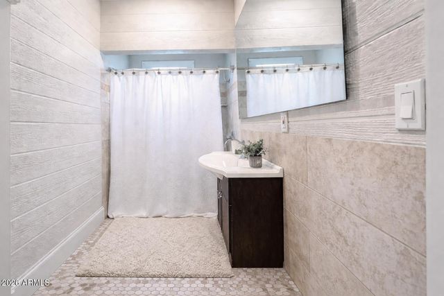 2218 N 21ST Place, Phoenix, AZ 85006