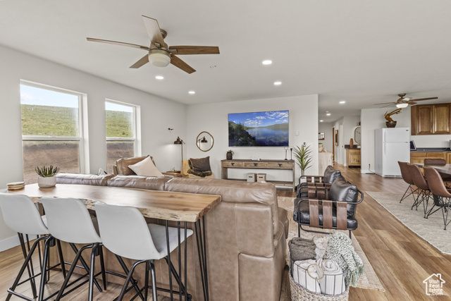 2033 S SLEEPY SAGE LN, Annabella, UT 84711