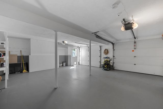 128 Memorial Dr, Shrewsbury, MA 01545