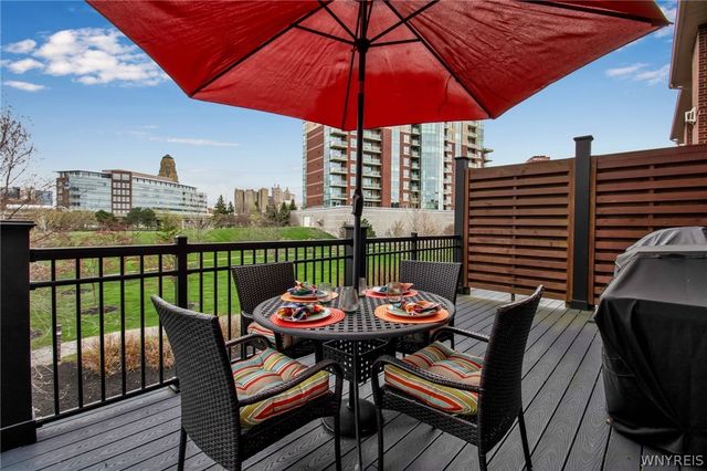 37 Ojibwa Circle, Buffalo, NY 14202