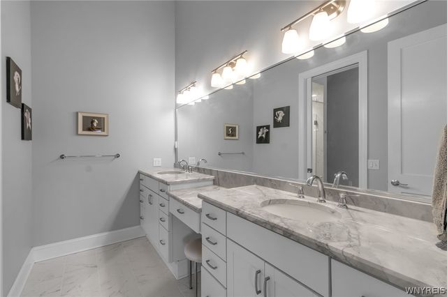 37 Ojibwa Circle, Buffalo, NY 14202