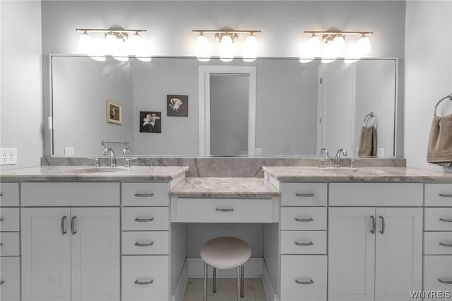 37 Ojibwa Circle, Buffalo, NY 14202
