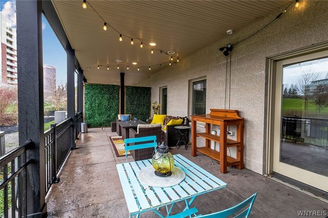 37 Ojibwa Circle, Buffalo, NY 14202