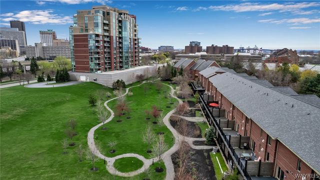 37 Ojibwa Circle, Buffalo, NY 14202