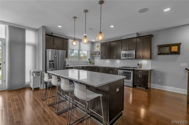 37 Ojibwa Circle, Buffalo, NY 14202