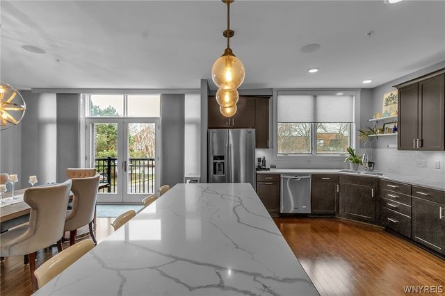37 Ojibwa Circle, Buffalo, NY 14202