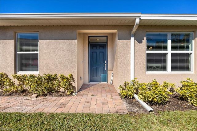 20587 Plumwood LOOP, North Fort Myers, FL 33917