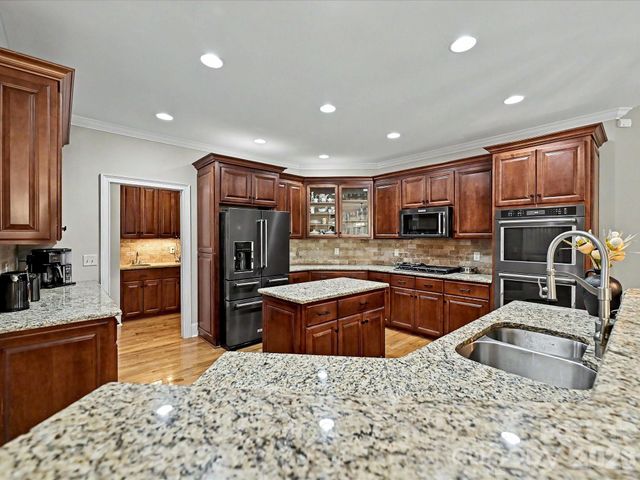 124 Cottage Creek Court, York, SC 29745