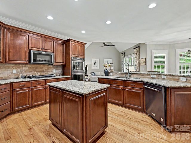 124 Cottage Creek Court, York, SC 29745