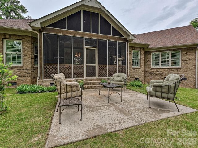 124 Cottage Creek Court, York, SC 29745