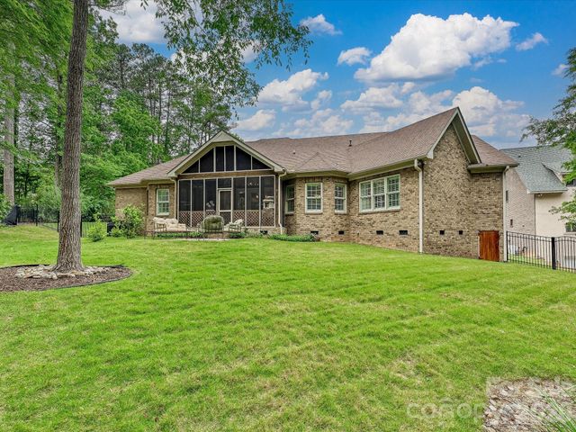 124 Cottage Creek Court, York, SC 29745