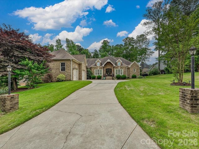 124 Cottage Creek Court, York, SC 29745
