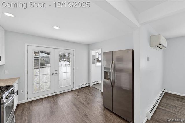 2754 Fishermans Drive, Highland, MI 48356