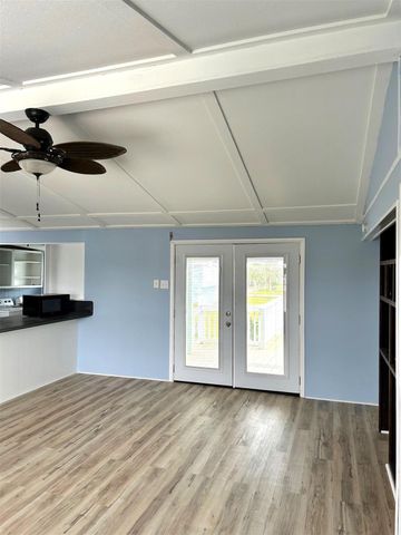 16717 Captain Hook, Jamaica Beach, TX 77554