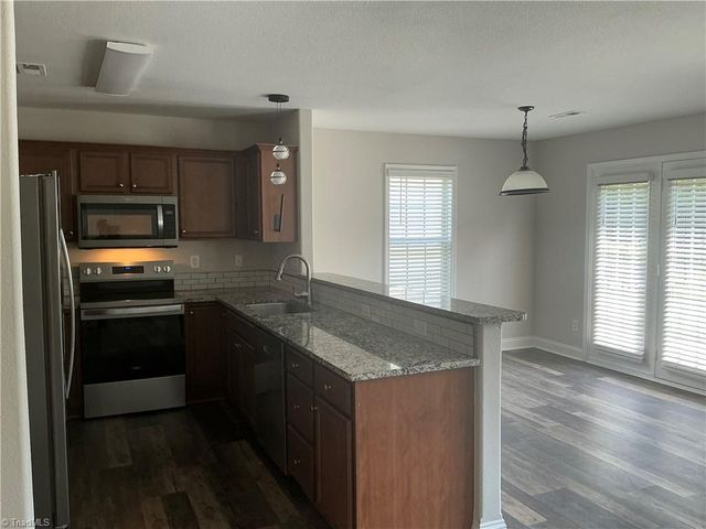 4981 Brian Center Lane, Winston-salem, NC 27106