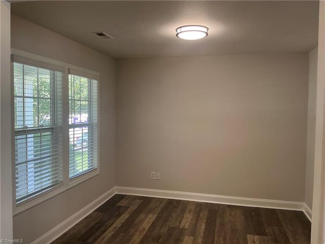 4981 Brian Center Lane, Winston-salem, NC 27106