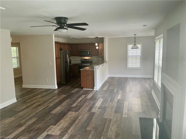 4981 Brian Center Lane, Winston-salem, NC 27106