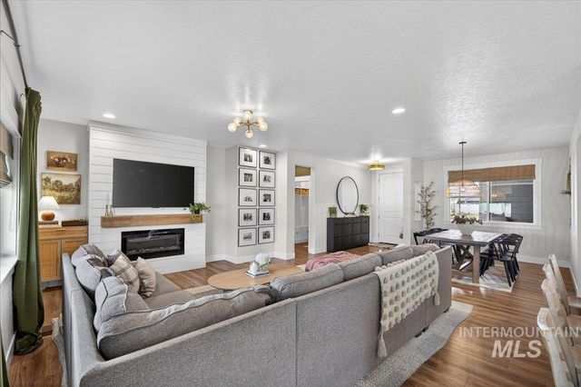 6018 W Milano Drive, Meridian, ID 83646