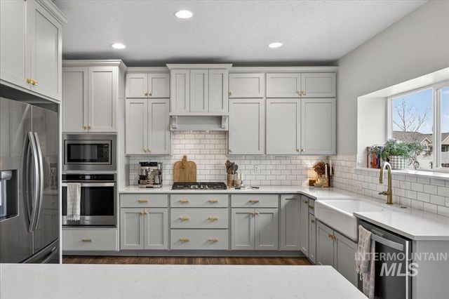 6018 W Milano Drive, Meridian, ID 83646