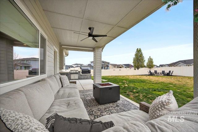 6018 W Milano Drive, Meridian, ID 83646