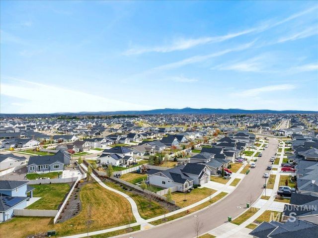 6018 W Milano Drive, Meridian, ID 83646