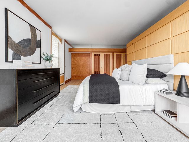 1040 N Lake Shore Drive 37A, Chicago, IL 60611