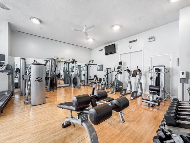 1040 N Lake Shore Drive 37A, Chicago, IL 60611