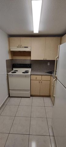 606 W 81st St 309, Hialeah, FL 33014