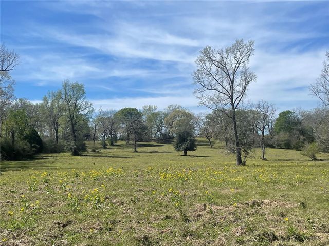9877 County Road 112, Centerville, TX 75833