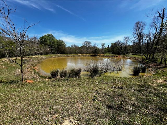 9877 County Road 112, Centerville, TX 75833