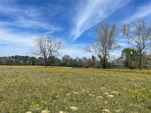 9877 County Road 112, Centerville, TX 75833