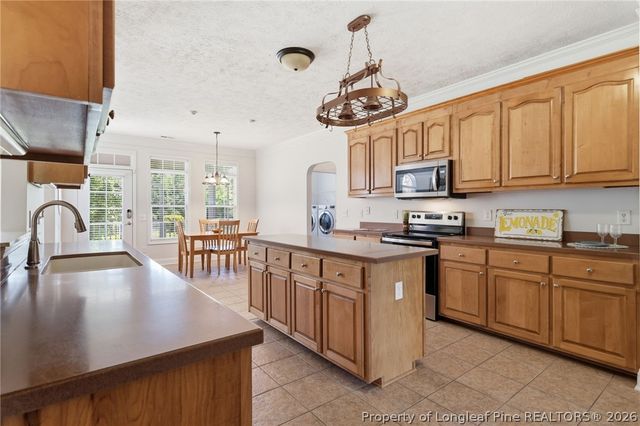 3835 Heartpine Drive, Fayetteville, NC 28306
