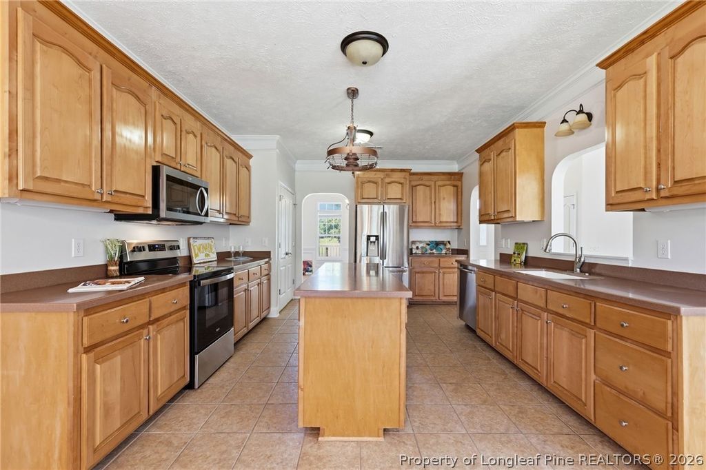 3835 Heartpine Drive, Fayetteville, NC 28306 — photo 12