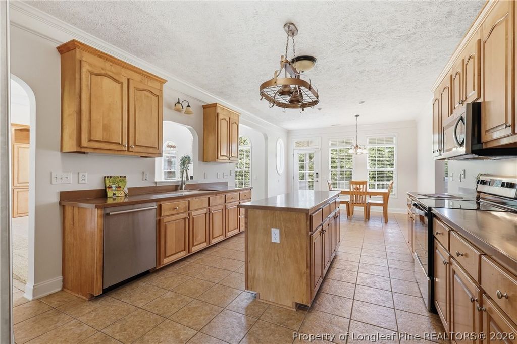 3835 Heartpine Drive, Fayetteville, NC 28306 — photo 13