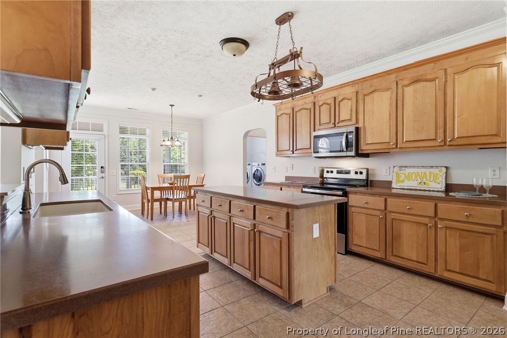 3835 Heartpine Drive, Fayetteville, NC 28306 — photo 14