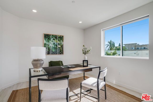 1021 S Shenandoah Street 303, Los Angeles, CA 90035
