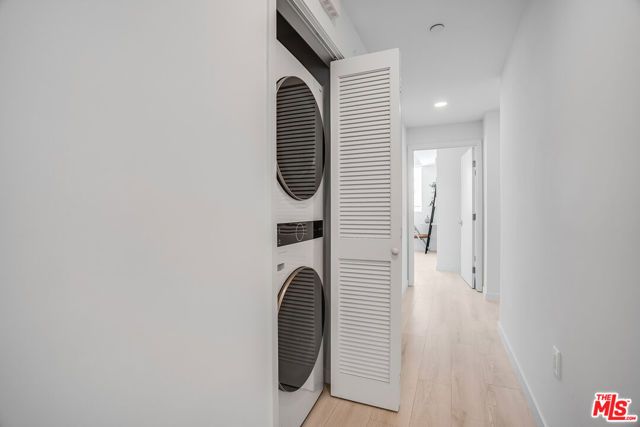 1021 S Shenandoah Street 303, Los Angeles, CA 90035