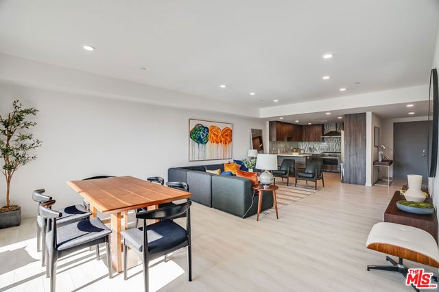 1021 S Shenandoah Street 303, Los Angeles, CA 90035