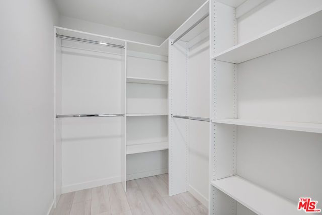 1021 S Shenandoah Street 303, Los Angeles, CA 90035