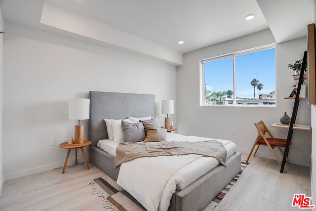 1021 S Shenandoah Street 303, Los Angeles, CA 90035