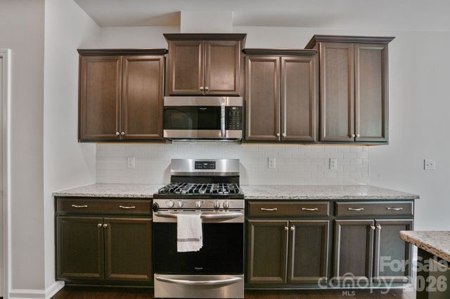 136 Haddonsfield Drive, Mooresville, NC 28115