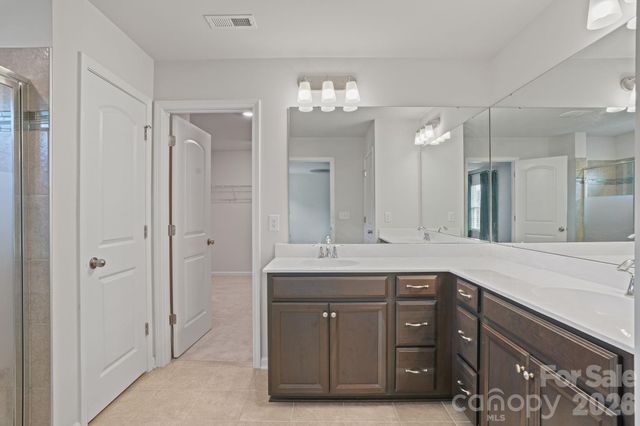 136 Haddonsfield Drive, Mooresville, NC 28115